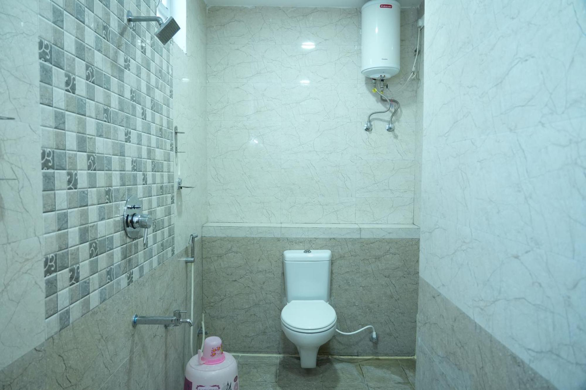 Sri Krishnan Residency Hotel Pollachi Exterior photo